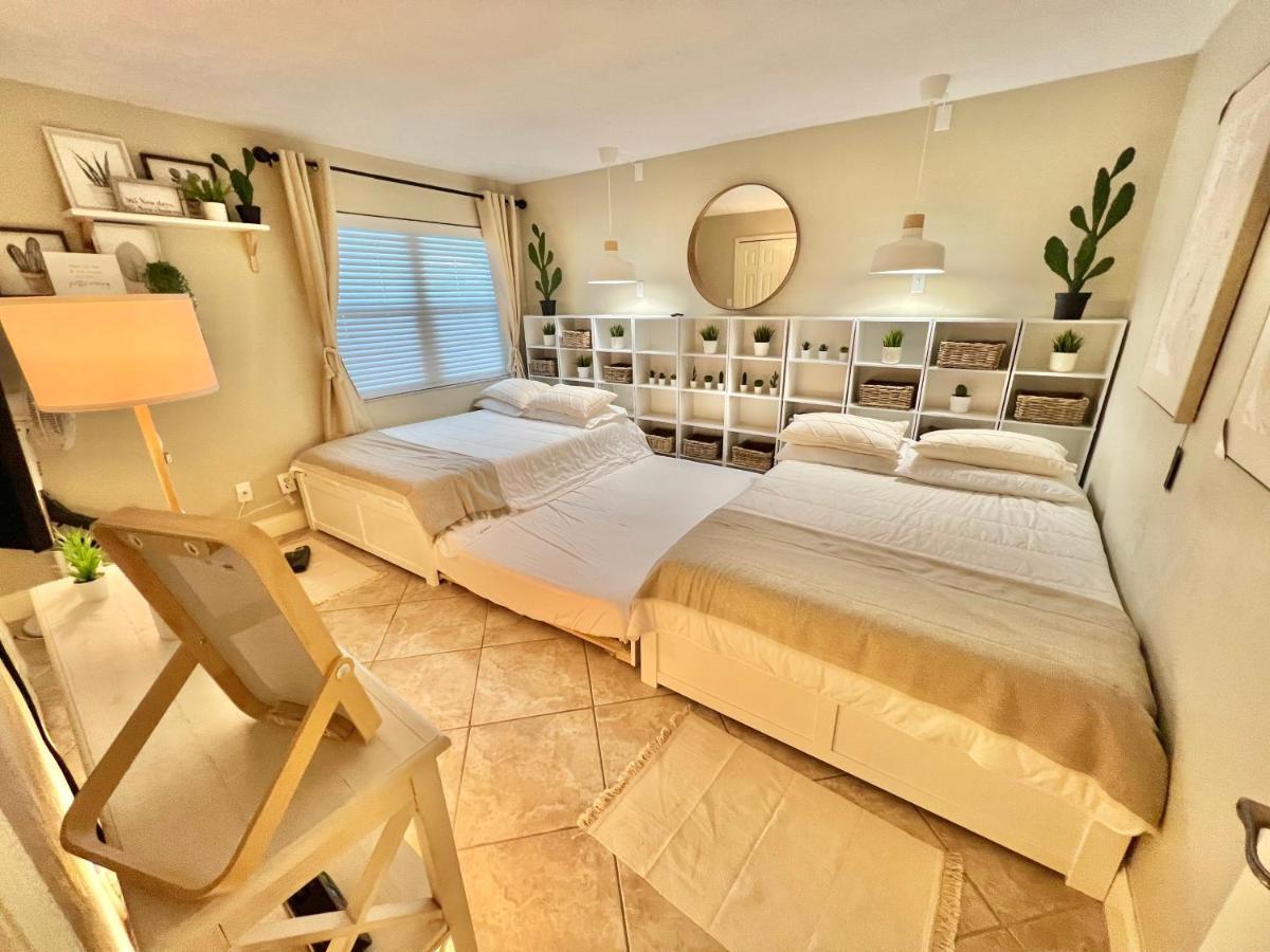 Beach Oasis 704 Lovely Daytona Ocean Front For 5 Sleeps Up To 12 Daytona Beach Eksteriør billede
