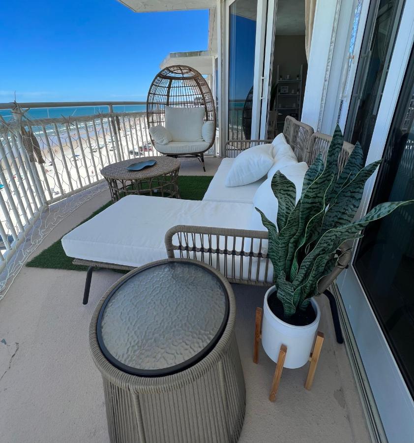 Beach Oasis 704 Lovely Daytona Ocean Front For 5 Sleeps Up To 12 Daytona Beach Eksteriør billede