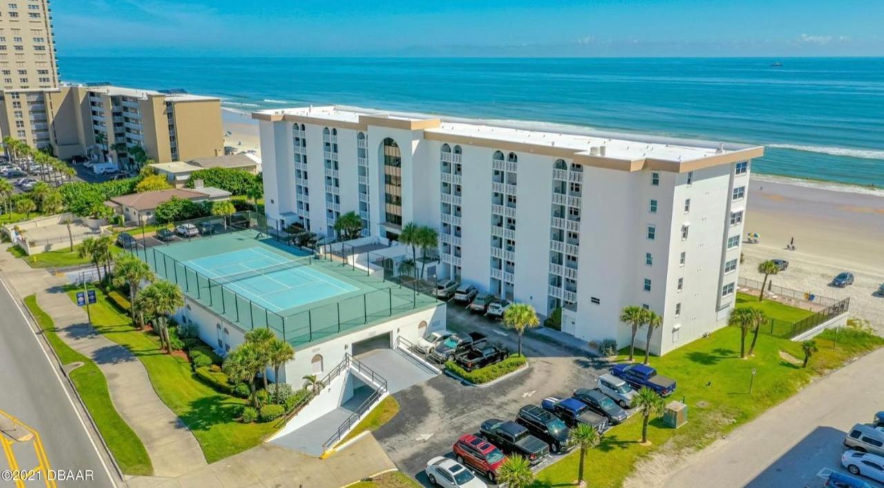 Beach Oasis 704 Lovely Daytona Ocean Front For 5 Sleeps Up To 12 Daytona Beach Eksteriør billede