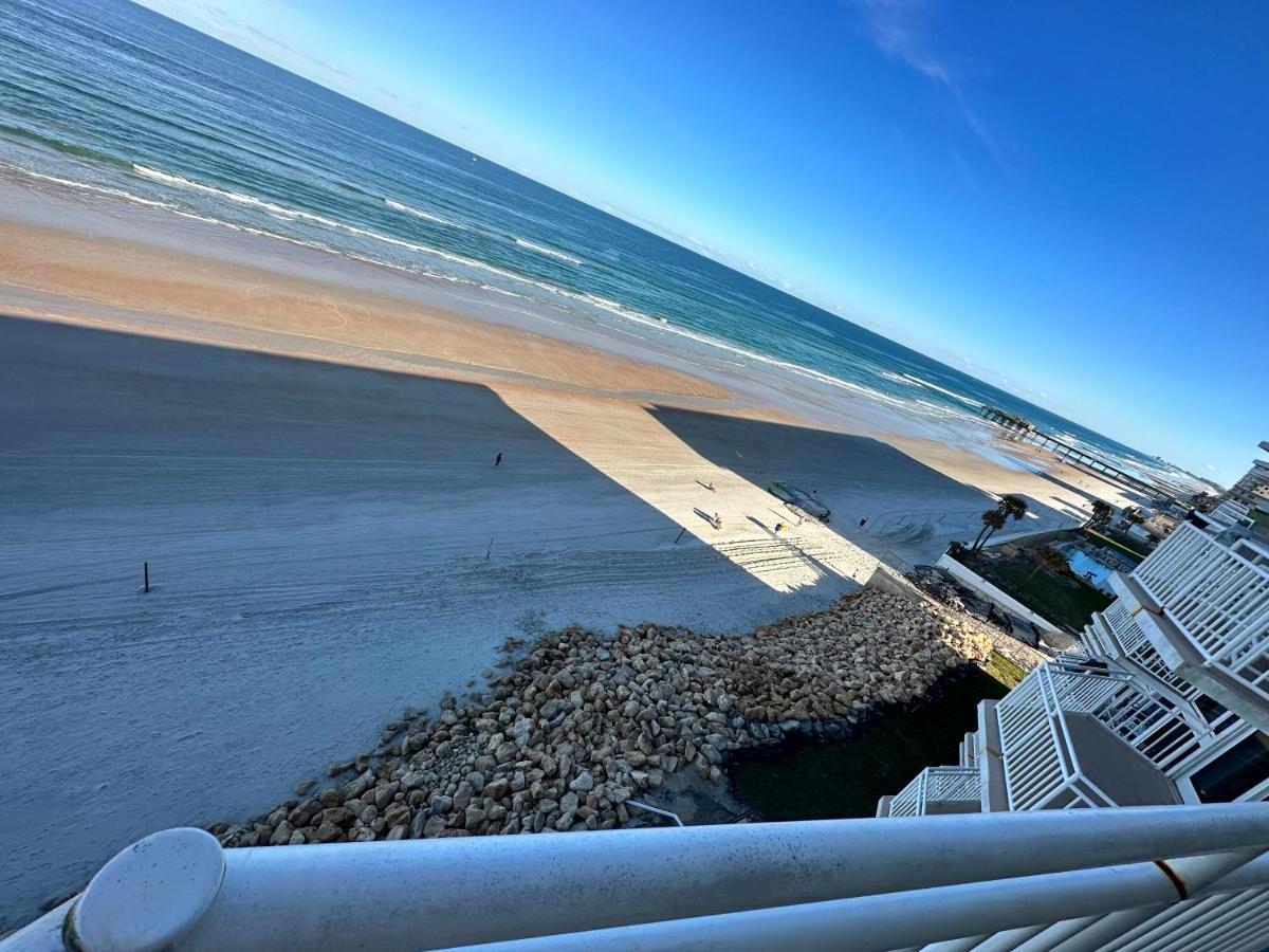 Beach Oasis 704 Lovely Daytona Ocean Front For 5 Sleeps Up To 12 Daytona Beach Eksteriør billede